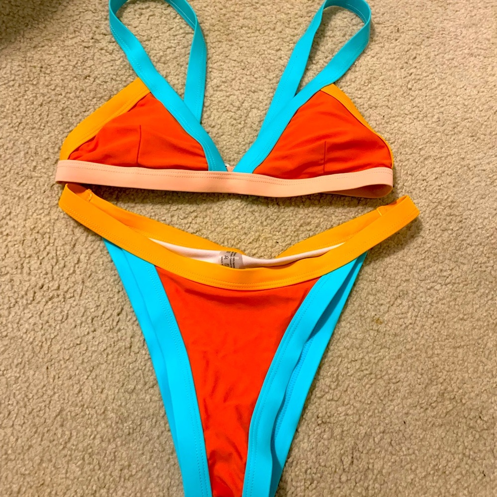 Color block SHEIN high waisted bikini set size small